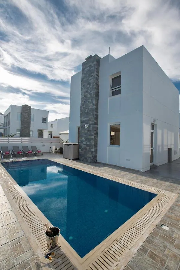 Pearl Villas 普罗塔拉斯